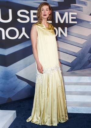 New York Premiere Of Lionsgate s Now You See Me: Now You Don t English actress and producer Rosamund Pike arrives at the New York Premiere Of Lionsgate s Now You See Me: Now You Don t held at The Lighthouse at Chelsea Piers in Manhattan, New York City, New York, United States. The Lighthouse at Chelsea Piers, Manhattan, New York City, New York, USA New York United States  Copyright: xImagexPressxAgencyx originalFilename: collin-newyorkp251111_npOhb.jpg