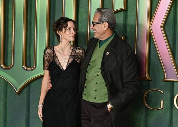 Emilie Livingston and Jeff Goldblum attends Wicked: For Good European Premiere at Cineworld Leicester Square in London, England. UK. Monday 10th November 2025 Copyright: xJamesxWarrenx adzj8086