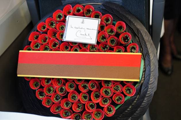 Queen Camilla attends Poppies to Paddington initiative in London, 11 November 2025 Queen Camilla s wreath travels by train from Chippenham in Wiltshire to London Paddington, as part of the Great Western Railway Poppies to Paddington event to mark Armistice Day. Picture date: Tuesday November 11, 2025., Credit:Ben Birchall Avalon London, United Kingdom  Copyright: xBenxBirchallx xAvalonx 1051829182