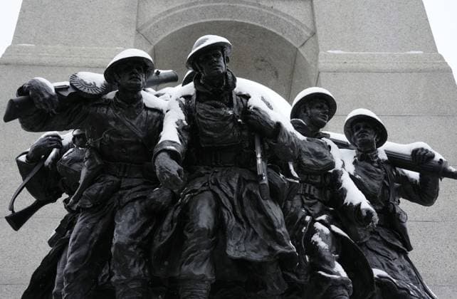 November 11, 2025, Ottawa, On, Canada: Snow covers the National War Memorial ahead of a Remembrance Day ceremony in Ottawa on Tuesday, Nov. 11, 2025. Ottawa Canada  - ZUMAc35_ 20251111_zaf_c35_004 Copyright: xSeanxKilpatrickx