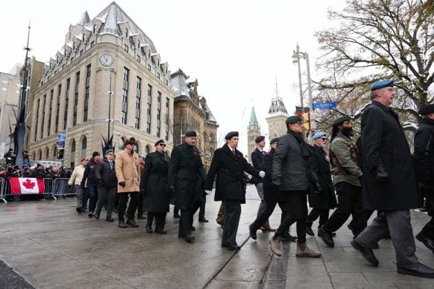 November 11, 2025, Ottawa, On, Canada: Canadian war veterans march in a parade to a Remembrance Day ceremony in Ottawa on Tuesday, Nov. 11, 2025. Ottawa Canada  - ZUMAc35_ 20251111_zaf_c35_009 Copyright: xSeanxKilpatrickx