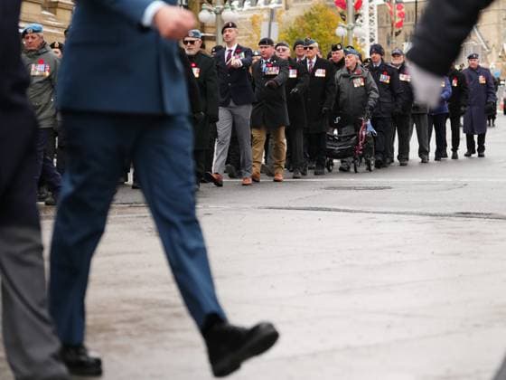 November 11, 2025, Ottawa, On, Canada: Canadian war veterans march in a parade to a Remembrance Day ceremony in Ottawa on Tuesday, Nov. 11, 2025. Ottawa Canada  - ZUMAc35_ 20251111_zaf_c35_013 Copyright: xSeanxKilpatrickx