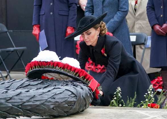 . 11 11 2025. United Kingdom. Kate Middleton, the Princess of Wales, at the Armistice Day service at the National Memorial Arboretum, United Kingdom  xi-Imagesx Poolx IIM-26367-0102