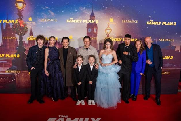 The Family Plan 2 World Premiere - Arrivals LONDON, UNITED KINGDOM - NOVEMBER 11: (L-R) Van Crosby, Michelle Monaghan, Kit Harington, Theodore Lindsay, Mark Wahlberg, Peter Lindsay, Zoe Colletti, Reda Elazouar, Sidse Babett Knudsen and Simon Cellan Jones attend The Family Plan 2 World Premiere at the Curzon Mayfair on November 11, 2025 Loredana Sangiuliano Anadolu London United Kingdom. Editorial use only. Please get in touch for any other usage. Copyright: x2025xAnadoluxLoredanaxSangiulianox
