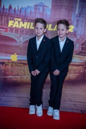 The Family Plan 2 World Premiere - Arrivals LONDON, UNITED KINGDOM - NOVEMBER 11: Peter and Theodore Lindsay attend The Family Plan 2 World Premiere at the Curzon Mayfair on November 11, 2025 Loredana Sangiuliano Anadolu London United Kingdom. Editorial use only. Please get in touch for any other usage.  Copyright: x2025xAnadoluxLoredanaxSangiulianox