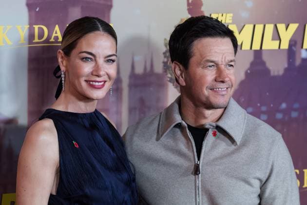 November 11, 2025, London, England, United Kingdom: MICHELLE MONAGHAN and MARK WAHLBERG attend the World Premiere of The Family Plan 2 at Curzon Mayfair in London. London United Kingdom - ZUMAs371 20251111_zip_s371_069 Copyright: xWiktorxSzymanowiczx
