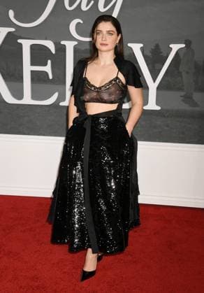 LOS ANGELES, CA- NOVEMBER 11: Eve Hewson at the Los Angeles premiere of Netflix s Jay Kelly at The Egyptian Theatre Hollywood on November 11, 2025 in Los Angeles, California. Copyright: xJeffreyxMayerx