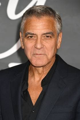 LOS ANGELES, CA- NOVEMBER 11: George Clooney at the Los Angeles premiere of Netflix s Jay Kelly at The Egyptian Theatre Hollywood on November 11, 2025 in Los Angeles, California. Copyright: xJeffreyxMayerx