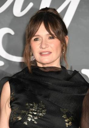 LOS ANGELES, CA- NOVEMBER 11: Emily Mortimer at the Los Angeles premiere of Netflix s Jay Kelly at The Egyptian Theatre Hollywood on November 11, 2025 in Los Angeles, California. Copyright: xJeffreyxMayerx