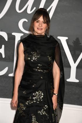 LOS ANGELES, CA- NOVEMBER 11: Emily Mortimer at the Los Angeles premiere of Netflix s Jay Kelly at The Egyptian Theatre Hollywood on November 11, 2025 in Los Angeles, California. Copyright: xJeffreyxMayerx