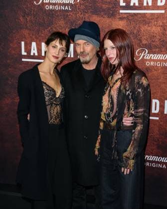 11 November 2025 New York, New York Audrey McGraw, Billy Bob Thornton, Maggie McGraw Landman Season Two New York Premiere held at Alice Tully Hall Photo Credit Christopher Smith AdMedia 450538 2025 11 11 New York New York Etats Unis  Copyright: xAdMediax STAR_450538_054