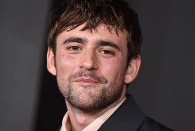 ˜Jay Kelly™ LA Premiere Charlie Rowe arriving to the Los Angeles premiere of Jay Kelly at the Egyptian Theatre on November 11, 2025 in Hollywood, Ca. LISA OConnor AFF-USA.COM Hollywood Egyptian Theatre California USA Copyright: xLISAxOConnor xAFF-USA.COMx