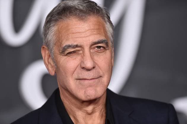 ˜Jay Kelly™ LA Premiere George Clooney arriving to the Los Angeles premiere of Jay Kelly at the Egyptian Theatre on November 11, 2025 in Hollywood, Ca. LISA OConnor AFF-USA.COM Hollywood Egyptian Theatre California USA Copyright: xLISAxOConnor xAFF-USA.COMx