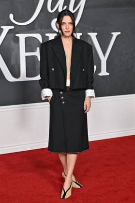 ˜Jay Kelly™ LA Premiere Riley Keough arriving to the Los Angeles premiere of Jay Kelly at the Egyptian Theatre on November 11, 2025 in Hollywood, Ca. LISA OConnor AFF-USA.COM Hollywood Egyptian Theatre California USA Copyright: xLISAxOConnor xAFF-USA.COMx