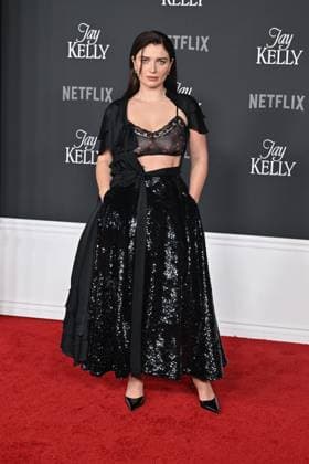 ˜Jay Kelly™ LA Premiere Eve Hewson arriving to the Los Angeles premiere of Jay Kelly at the Egyptian Theatre on November 11, 2025 in Hollywood, Ca. LISA OConnor AFF-USA.COM Hollywood Egyptian Theatre California USA Copyright: xLISAxOConnor xAFF-USA.COMx