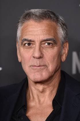 ˜Jay Kelly™ LA Premiere George Clooney arriving to the Los Angeles premiere of Jay Kelly at the Egyptian Theatre on November 11, 2025 in Hollywood, Ca. LISA OConnor AFF-USA.COM Hollywood Egyptian Theatre California USA Copyright: xLISAxOConnor xAFF-USA.COMx
