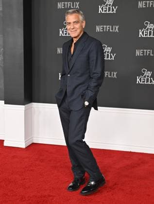 ˜Jay Kelly™ LA Premiere George Clooney arriving to the Los Angeles premiere of Jay Kelly at the Egyptian Theatre on November 11, 2025 in Hollywood, Ca. LISA OConnor AFF-USA.COM Hollywood Egyptian Theatre California USA Copyright: xLISAxOConnor xAFF-USA.COMx