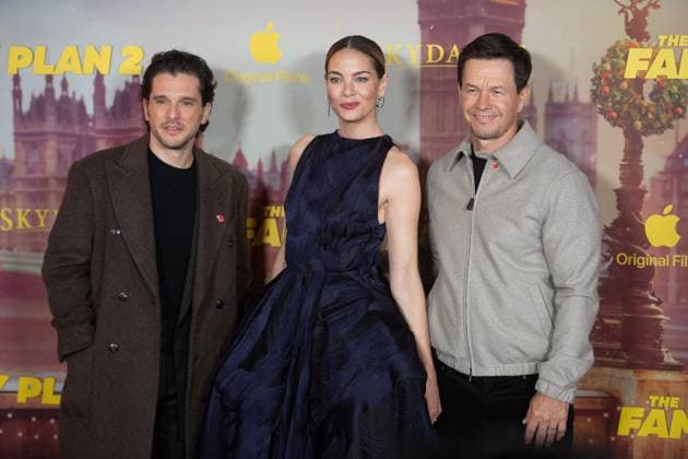 The Family Plan 2 World Premiere Arrivals at Curzon Mayfair, London, UK (L-R) - Kit Harington, Michelle Monaghan, Mark Wahlberg attends The Family Plan 2 World Premiere at Curzon Mayfair, London, England, UK on Tuesday 11 November, 2025., Credit:Justin Ng Avalon UK, England, London, Curzon Mayfair Copyright: xJustinxNgx xAvalonx 1051890751