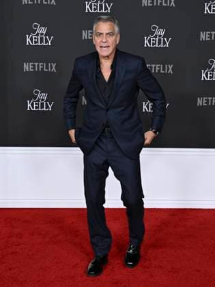 November 11, 2025, Hollywoood, California, USA: American actor, filmmaker, activist, and humanitarian GEORGE CLOONEY attends Los Angeles red carpet premiere of Jay Kelly Hollywoood USA - ZUMAb173 20251111_aap_b173_016 Copyright: xBillyxBennightx