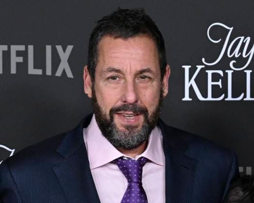 November 11, 2025, Hollywoood, California, USA: American actor and comedian ADAM SANDLER attends Los Angeles red carpet premiere of Jay Kelly Hollywoood USA - ZUMAb173 20251111_aap_b173_019 Copyright: xBillyxBennightx