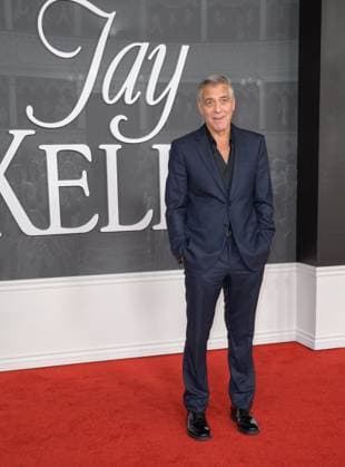 Jay Kelly LA Premiere - Los Angeles, USA LOS ANGELES, USA. November 11, 2025: George Clooney at the LA premiere for Netflix s Jay Kelly at the Egyptian Theatre. Los Angeles CA USA  Copyright: xPaulxSmith Featureflashx