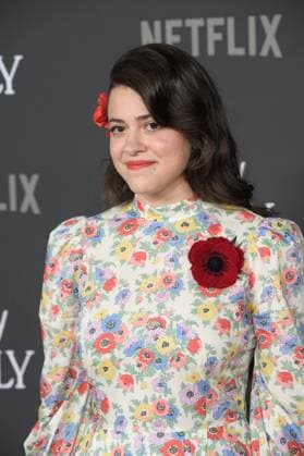 Jay Kelly LA Premiere - Los Angeles, USA LOS ANGELES, USA. November 11, 2025: Grace Edwards at the LA premiere for Netflix s Jay Kelly at the Egyptian Theatre. Los Angeles CA USA  Copyright: xPaulxSmith Featureflashx