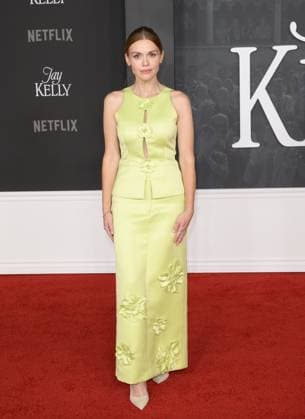 Jay Kelly LA Premiere - Los Angeles, USA LOS ANGELES, USA. November 11, 2025: Holland Roden at the LA premiere for Netflix s Jay Kelly at the Egyptian Theatre. Los Angeles CA USA  Copyright: xPaulxSmith Featureflashx
