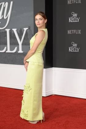 Jay Kelly LA Premiere - Los Angeles, USA LOS ANGELES, USA. November 11, 2025: Holland Roden at the LA premiere for Netflix s Jay Kelly at the Egyptian Theatre. Los Angeles CA USA  Copyright: xPaulxSmith Featureflashx