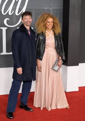 Jay Kelly LA Premiere - Los Angeles, USA LOS ANGELES, USA. November 11, 2025: James Frain & Iliona Blanc at the LA premiere for Netflix s Jay Kelly at the Egyptian Theatre. Los Angeles CA USA  Copyright: xPaulxSmith Featureflashx