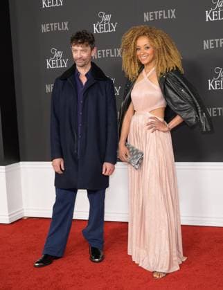 Jay Kelly LA Premiere - Los Angeles, USA LOS ANGELES, USA. November 11, 2025: James Frain & Iliona Blanc at the LA premiere for Netflix s Jay Kelly at the Egyptian Theatre. Los Angeles CA USA  Copyright: xPaulxSmith Featureflashx