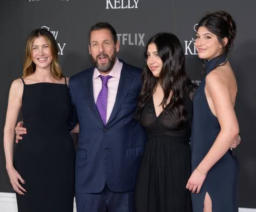 Jay Kelly LA Premiere - Los Angeles, USA LOS ANGELES, USA. November 11, 2025: Jackie Sandler, Adam Sandler, Sadie Sandler & Sunny Sandler at the LA premiere for Netflix s Jay Kelly at the Egyptian Theatre. Los Angeles CA USA  Copyright: xPaulxSmith Featureflashx