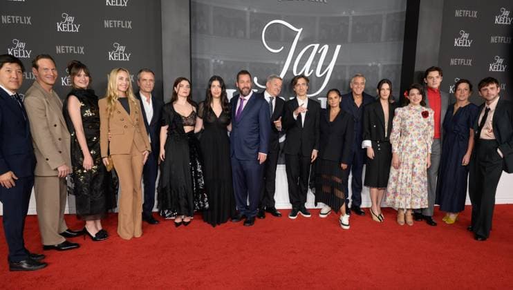 Jay Kelly LA Premiere - Los Angeles, USA LOS ANGELES, USA. November 11, 2025: Rudy Chung, Patrick Wilson, Emily Mortimer, Cassidy Lange, David Heyman, Eve Hewson, Sadie Sandler, Adam Sandler, Ted Sarandos, Noah Baumbach, Bela Bajaria, George Clooney, Riley Keough, Grace Edwards, Louis Partridge, Nina Gold & Charle Rowe at the LA premiere for Netflix s Jay Kelly at the Egyptian Theatre. Los Angeles CA USA Copyright: xPaulxSmith Featureflashx