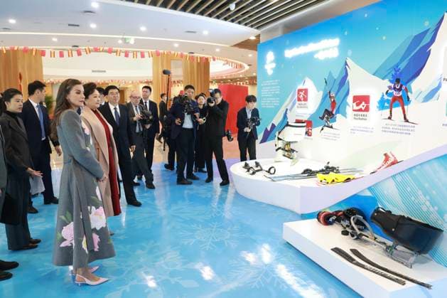 12-11-2025 Queen Letizia with Peng Liyuan during the statevisit in Beijing, China. Â  Copyright: xPPEx