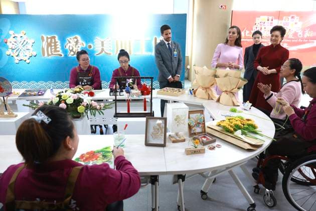 12-11-2025 Queen Letizia with Peng Liyuan during the statevisit in Beijing, China. Â  Copyright: xPPEx