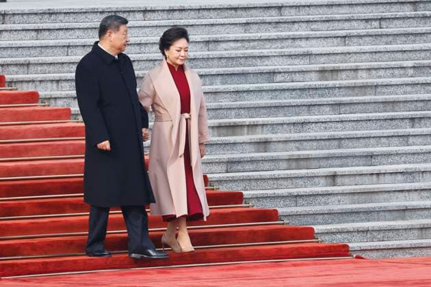 Chinese President Xi Jinping and his wife Peng Liyuan in their way to welcome Spain s royal couple, King Felipe VI and Queen Letizia, at the Great Hall of People in Beijing, China, 12 November 2025. Spain s royal couple is on a state visit to China until 13 November. King of Spain Felipe VI and Queen Letizia visits Beijing !ACHTUNG: NUR REDAKTIONELLE NUTZUNG!  Copyright: xChemaxMoyax GRAF2329 20251112-55018509997_1