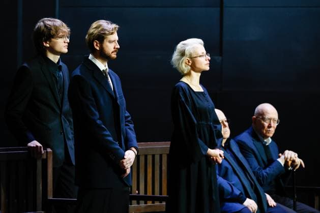 RUSSIA, MOSCOW - NOVEMBER 12, 2025: Widow Yana Sobolevskaya and Vasily Simonov (2nd L), a son of the deceased, attend a farewell ceremony for the late actor Vladimir Simonov at Vakhtangov Theatre. Vladimir Simonov passed away on 8 November 2025 at the age of 68 Moscow Russia  - ZUMAt113 20251112_zaa_t113_143 Copyright: xYuliaxMorozovax