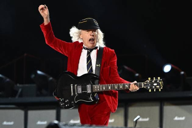 ACDC TOUR MELBOURNE, Angus Young during a performance by Australian rock band AC DC at the MCG, in Melbourne, Wednesday, November 12, 2025. ( NO ARCHIVING MELBOURNE VICTORIA AUSTRALIA  Copyright: xJOELxCARRETTx 20251112125671812330