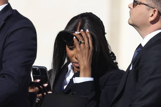 British actress and top model Naomi Campbell in Vatican VATICAN CITY, VATICAN - NOVEMBER 12: British actress and top model Naomi Campbell waits to greet Pope Leo XIV (not seen) at the end of his audience in St Peter s Square at the Vatican, Vatican City on November 12, 2025. Riccardo De Luca Anadolu Vatican City Vatican. Editorial use only. Please get in touch for any other usage.  Copyright: x2025xAnadoluxRiccardoxDexLucax