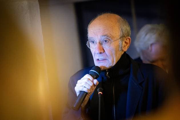 Exhibition of Philippe Geluck - Paris AJ Close up portrait of Philippe Geluck during the opening of the exhibition (vernissage) of Philippe Geluck, author of the comic book (Bande dessinee, BD, Livre) strip Le Chat at the Maillol Museum in Paris, France on November 12, 2025. Photo by Alexis Jumeau ABACAPRESS.COM Paris France  Copyright: xJumeauxAlexis ABACAx