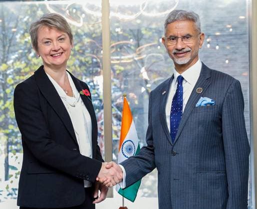 RECORD DATE NOT STATED External Affairs Minister S. Jaishankar meets UK Foreign Secretary Yvette Cooper for the G7 Foreign Ministers meet Niagara Region, Nov 12 (ANI): External Affairs Minister S. Jaishankar meets UK Foreign Secretary Yvette Cooper for the G7 Foreign Ministers meet, on Wednesday. (@DrSJaishankar ANI Photo) Niagara region Ontario Canada Copyright: xANIx ANI_20251112044