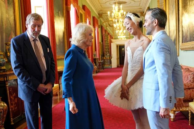 English National Ballet reception (left-right) Sir Rupert Gavin, Chair of English National Ballet, Queen Camilla, Patron of the English National Ballet, ballerina Sangeun Lee, and Aaron Watkin, Artistic director of the English National Ballet during a reception with staff, dancers, and supporters to celebrate the company s 75th anniversary and recognise the heritage, innovative creation of new works, and their learning and engagement programme, at Buckingham Palace in central London. Picture date: Wednesday November 12, 2025., Credit:Yui Mok Avalon UK, London Copyright: xYuixMokx xAvalonx 1052047531