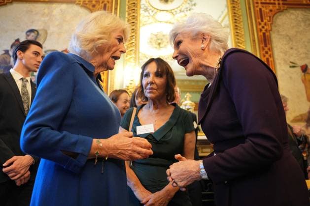 English National Ballet reception Queen Camilla, Patron of the English National Ballet, speaks with Arlene Phillips and Angela Rippon during a reception with staff, dancers, and supporters to celebrate the company s 75th anniversary and recognise the heritage, innovative creation of new works, and their learning and engagement programme, at Buckingham Palace in central London. Picture date: Wednesday November 12, 2025., Credit:Yui Mok Avalon UK, London Copyright: xYuixMokx xAvalonx 1052047669
