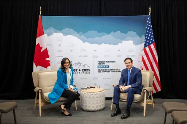 November 12, 2025, Niagara-On-The-Lake, On, Canada: Foreign Affairs Minister Anita Anand, left, and U.S. Secretary of State Marco Rubio take part in a bilateral meeting during the G7 Foreign Ministers Meeting in Niagara-on-the-Lake, Ont., on Wednesday, Nov. 12, 2025. Niagara-On-The-Lake Canada  - ZUMAc35_ 20251112_zaf_c35_041 Copyright: xNickxIwanyshynx