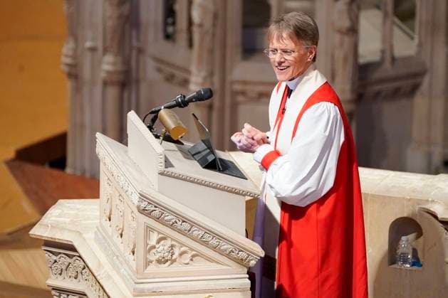 Actor and activist Leonardo DiCaprio delivers a tribute to Dr. Jane Goodall, DBE during a celebration and thanksgiving for life event at the Washington National Cathedral on Wednesday, November 12, 2025 in Washington DC.  WAP20251112904b LeighxVogel