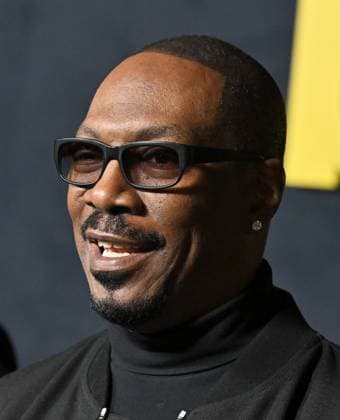 Netflix™s ˜Being Eddie™ Los Angeles Premiere Eddie Murphy arriving to Netflix™s Being Eddie Los Angeles premiere held at the Netflix Tudum Theater on November 12, 2025 in Hollywood, Ca. Hollywood Netflix Tudum Theater California USA Copyright: xStarbuck AFF-USA.COMx