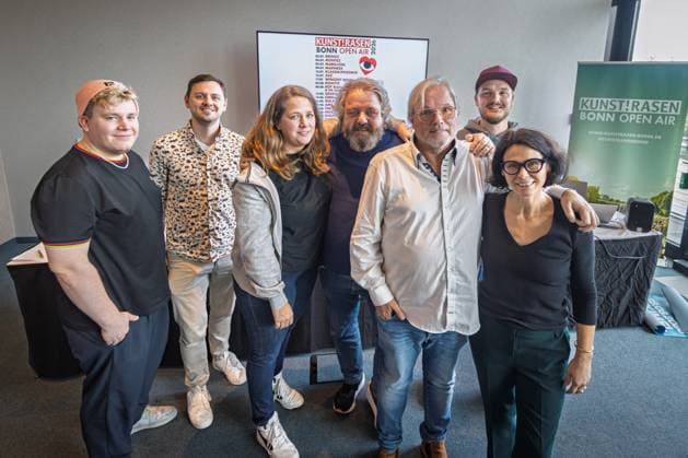Press conference on the Kunst Rasen Open Air season 2026 in Bonn Florian HERTEL and Basti SMOLKA Druckluft , Katrin WURM and Martin J NÖTZEL Kunst RasenBonn ,Ernst Ludwig HARTZ ELH Promotion , Lennar Copyright: xBonn.digitalx xMarcxJohnx
