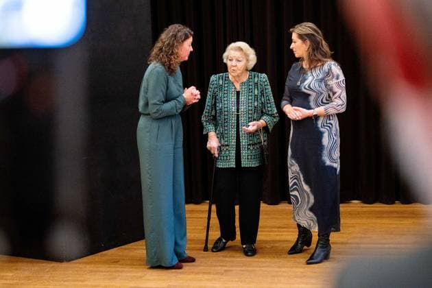 Princess Beatrix Opening a Photo Exhibition - Amsterdam Princess Beatrix opens a photo exhibition at the Rijksmuseum in Amsterdam to mark the centenary of the development organization Simavi. Amsterdam, Netherlands on November 13, 2025. Photo by NLBeeld Bruno Press ABACAPRESS.COM Amsterdam Netherlands  Copyright: xBrunoxPress ABACAx