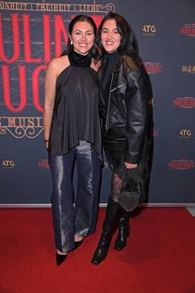 Anna Maria Damm with sister Katharina Damm at the premiere of Sarah Engels at Moulin Rouge Das Musical in the Musical Dome in Cologne on 13 11 2025