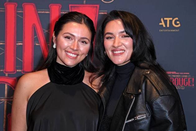 Anna Maria Damm with sister Katharina Damm at the premiere of Sarah Engels at Moulin Rouge Das Musical in the Musical Dome in Cologne on 13 11 2025
