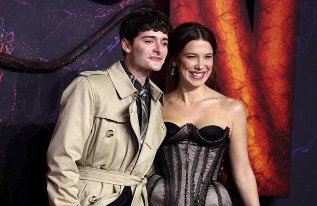 Stranger Things Season 5, Volume 1 screening at the Odeon Luxe, London Noah Schnapp and Millie Bobby Brown at the Stranger Things Season 5, Volume 1 screening at the Odeon Luxe Leicester Square in London, England. London Odeon Luxe, Leicester Square UK Copyright: xFredxDuvalx